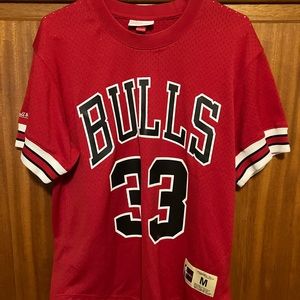 Mitchell & Ness Scottie Pippen Chicago Bulls Jersey Shirt, Size Medium